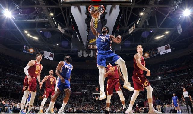 开云app-恩比德狂轰40+15 阿伦与莫布利伤情决定骑士命运